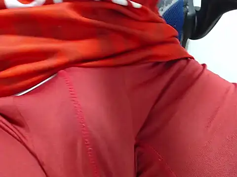 Snapshot of JhonTorres018 chatting on November 2025 09:09:01 AM JhonTorres018 online show from November 2025 09:09:01 AM