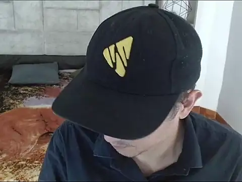 Snapshot of JhonTorres018 chatting on March 2026 07:20:02 PM JhonTorres018 online show from March 2026 07:20:02 PM