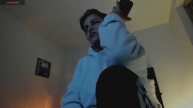 Skay Hot online show from March 2026 02:07:02 AM