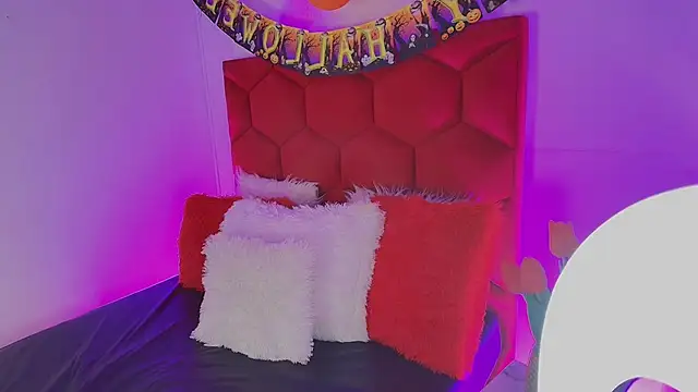 LoreleyNovoa online show from October 2025 03:40:02 AM