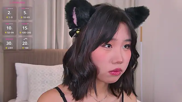 Snapshot of HitomiAoki chatting on February 2025 05:42:02 PM HitomiAoki online show from February 2025 05:42:02 PM