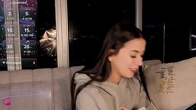 Ivanna West online show from November 2025 10:05:01 AM