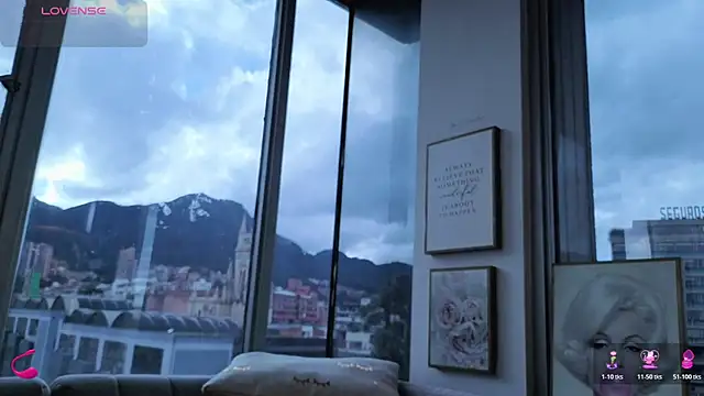 Ivanna West online show from January 2026 01:15:01 PM