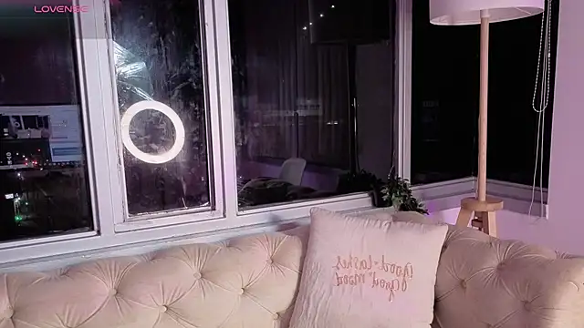 Ivanna West online show from March 2026 09:58:02 AM