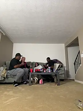 BlueNightsUncle online show from October 2025 01:42:01 AM