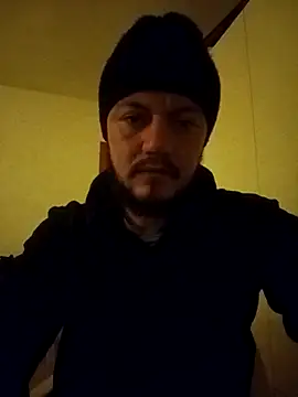 Snapshot of can0n7 chatting on February 2025 05:10:02 PM can0n7 online show from February 2025 05:10:02 PM