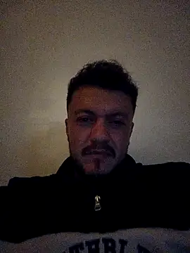 Snapshot of can0n7 chatting on February 2026 07:18:01 PM can0n7 online show from February 2026 07:18:01 PM