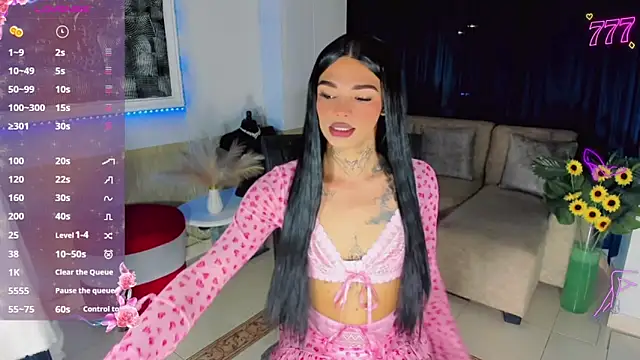 Snapshot of cherry_crushx chatting on May 2026 07:03:01 AM cherry crushx online show from May 2026 07:03:01 AM