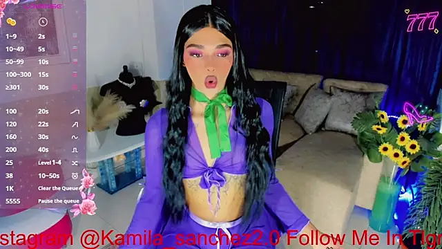 Snapshot of cherry_crushx chatting on May 2026 07:13:01 AM cherry crushx online show from May 2026 07:13:01 AM