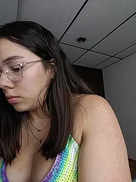 EmmaSulivan online show from July 2026 02:05:17 AM