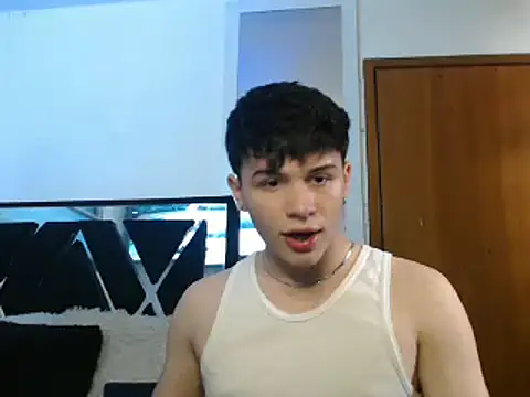 Snapshot of Smith_boy_25 chatting on February 2025 08:42:01 PM Smith boy 25 online show from February 2025 08:42:01 PM