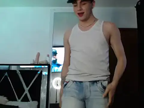 Snapshot of Smith_boy_25 chatting on March 2025 09:59:02 PM Smith boy 25 online show from March 2025 09:59:02 PM