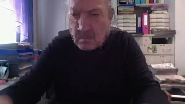 Snapshot of HMStraps01 chatting on February 2026 10:49:01 AM HMStraps01 online show from February 2026 10:49:01 AM