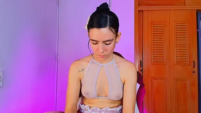 Snapshot of Peach_Rose_ chatting on March 2025 09:25:02 PM Peach Rose online show from March 2025 09:25:02 PM