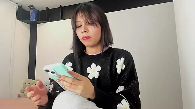 Snapshot of sweet_Amy0 chatting on October 2025 03:07:01 AM sweet Amy0 online show from October 2025 03:07:01 AM