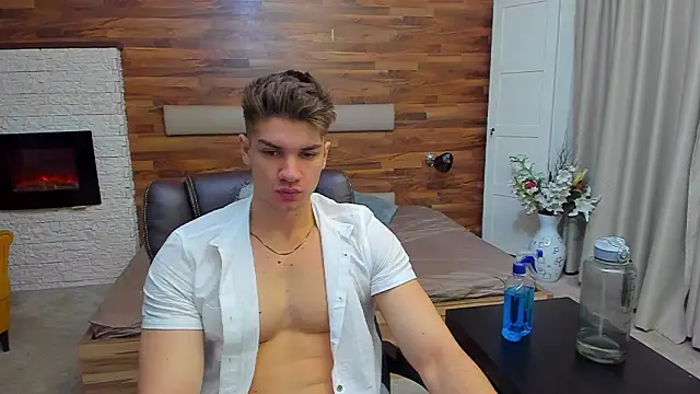 Snapshot of MaxKaiden chatting on March 2026 05:13:01 AM MaxKaiden online show from March 2026 05:13:01 AM