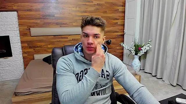 Snapshot of MaxKaiden chatting on March 2026 07:01:01 AM MaxKaiden online show from March 2026 07:01:01 AM