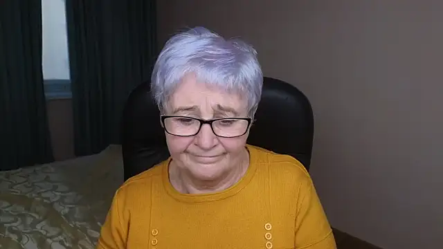 Snapshot of Sandra_Snowflake chatting on February 2025 02:21:01 PM Sandra Snowflake online show from February 2025 02:21:01 PM