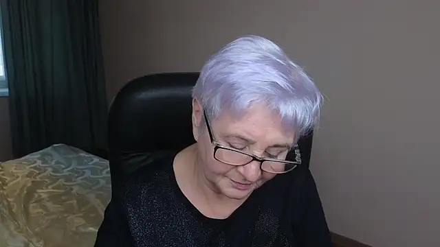 Snapshot of Sandra_Snowflake chatting on February 2025 01:42:02 PM Sandra Snowflake online show from February 2025 01:42:02 PM