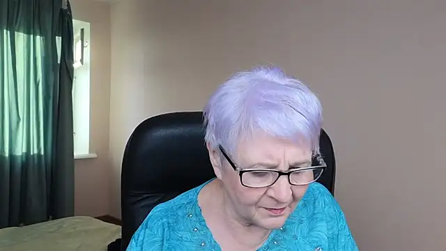 Snapshot of Sandra_Snowflake chatting on March 2025 04:03:01 AM Sandra Snowflake online show from March 2025 04:03:01 AM