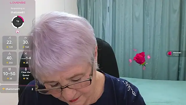 Snapshot of Sandra_Snowflake chatting on November 2025 12:30:01 PM Sandra Snowflake online show from November 2025 12:30:01 PM