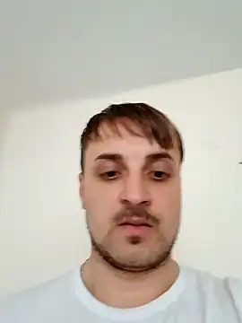 Snapshot of Eusuntnoulgigolo chatting on February 2025 09:33:01 AM Eusuntnoulgigolo online show from February 2025 09:33:01 AM