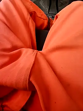 Snapshot of Eusuntnoulgigolo chatting on September 2025 08:38:01 AM Eusuntnoulgigolo online show from September 2025 08:38:01 AM