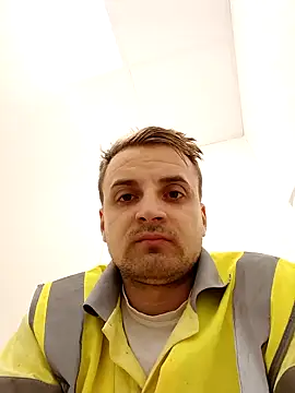 Snapshot of Eusuntnoulgigolo chatting on September 2025 06:28:02 AM Eusuntnoulgigolo online show from September 2025 06:28:02 AM