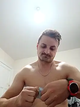 Snapshot of Eusuntnoulgigolo chatting on October 2025 06:36:01 AM Eusuntnoulgigolo online show from October 2025 06:36:01 AM