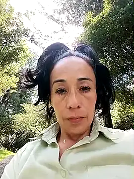 Coeur de luxure online show from March 2025 02:51:02 PM