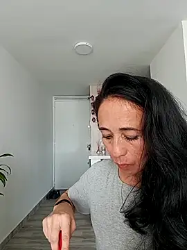 Coeur de luxure online show from September 2025 06:21:01 PM