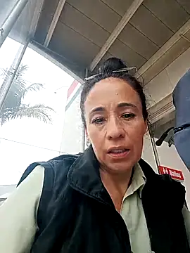 Coeur de luxure online show from March 2026 03:05:02 PM