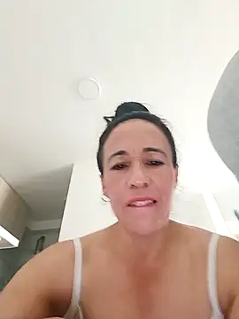 Coeur de luxure online show from March 2026 02:54:02 PM