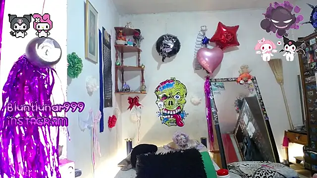 Snapshot of purplekattlyn chatting on March 2025 06:40:02 PM purplekattlyn online show from March 2025 06:40:02 PM