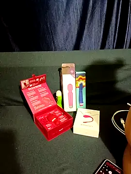 PreetyKitten online show from July 2026 05:21:01 PM