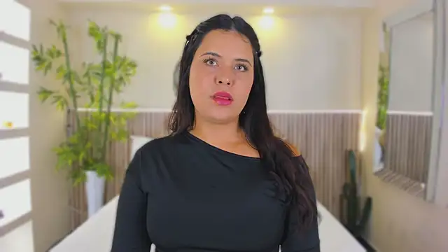 GeorginaReyes online show from July 2026 06:04:01 PM