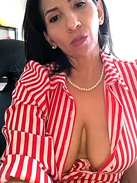 Snapshot of Mrsvictoriaaa chatting on April 2026 08:57:02 PM Mrsvictoriaaa online show from April 2026 08:57:02 PM
