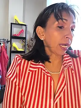Snapshot of Mrsvictoriaaa chatting on May 2026 08:50:02 PM Mrsvictoriaaa online show from May 2026 08:50:02 PM