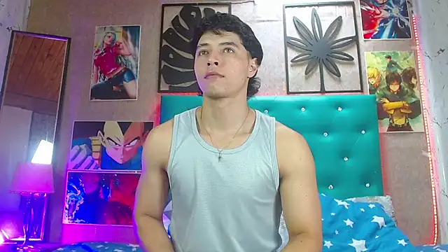 LiamAndrewzz online show from October 2025 05:35:02 PM