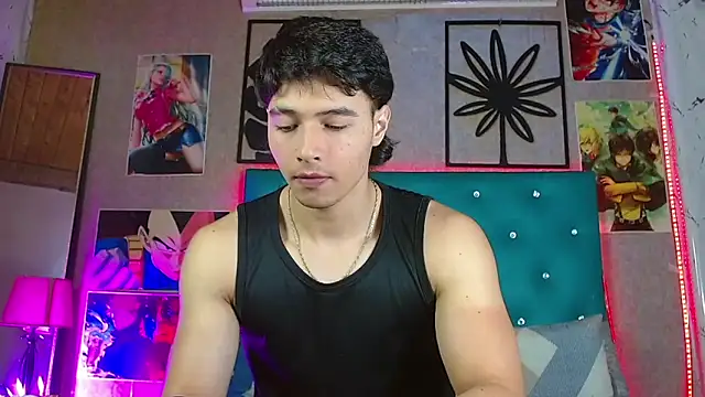LiamAndrewzz online show from April 2026 03:53:02 AM