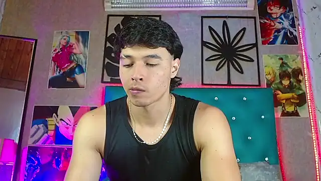 LiamAndrewzz online show from May 2026 05:02:02 AM