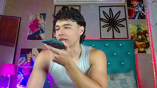 LiamAndrewzz online show from May 2026 05:58:02 AM
