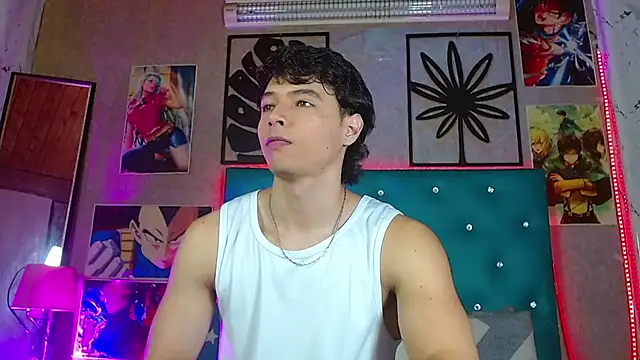 LiamAndrewzz online show from July 2026 12:28:02 AM