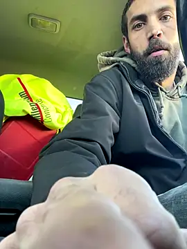 Snapshot of QueenM3 chatting on October 2025 03:05:02 PM QueenM3 online show from October 2025 03:05:02 PM