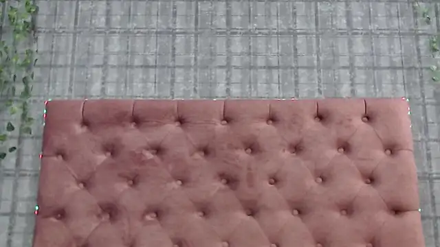 Snapshot of Mia__coluccy chatting on March 2025 10:49:02 AM Mia coluccy online show from March 2025 10:49:02 AM