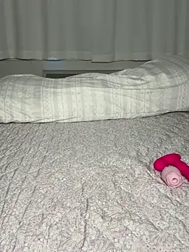 Snapshot of skybeatrice7 chatting on March 2025 09:03:01 PM skybeatrice7 online show from March 2025 09:03:01 PM