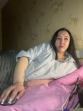 Snapshot of Naughtbaby_2025 chatting on May 2026 01:34:02 AM Naughtbaby 2025 online show from May 2026 01:34:02 AM