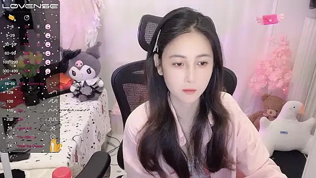 Snapshot of lolo_c_ chatting on March 2025 07:59:01 AM lolo c online show from March 2025 07:59:01 AM