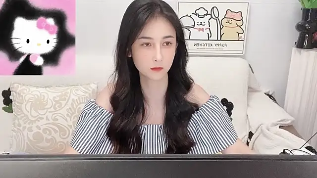 Snapshot of lolo_c_ chatting on November 2025 01:00:02 PM lolo c online show from November 2025 01:00:02 PM