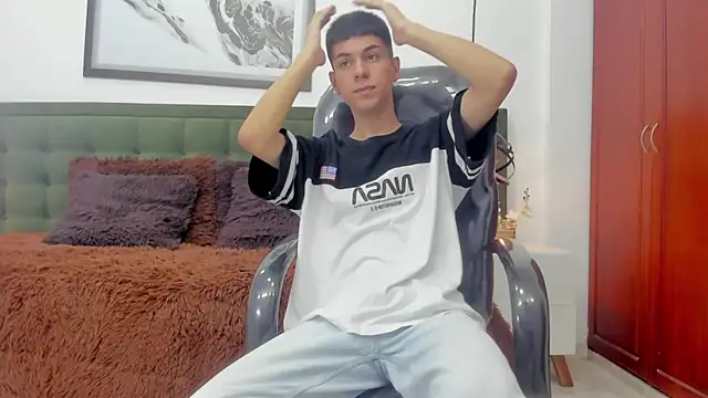 Johann sex online show from January 2026 05:04:02 PM